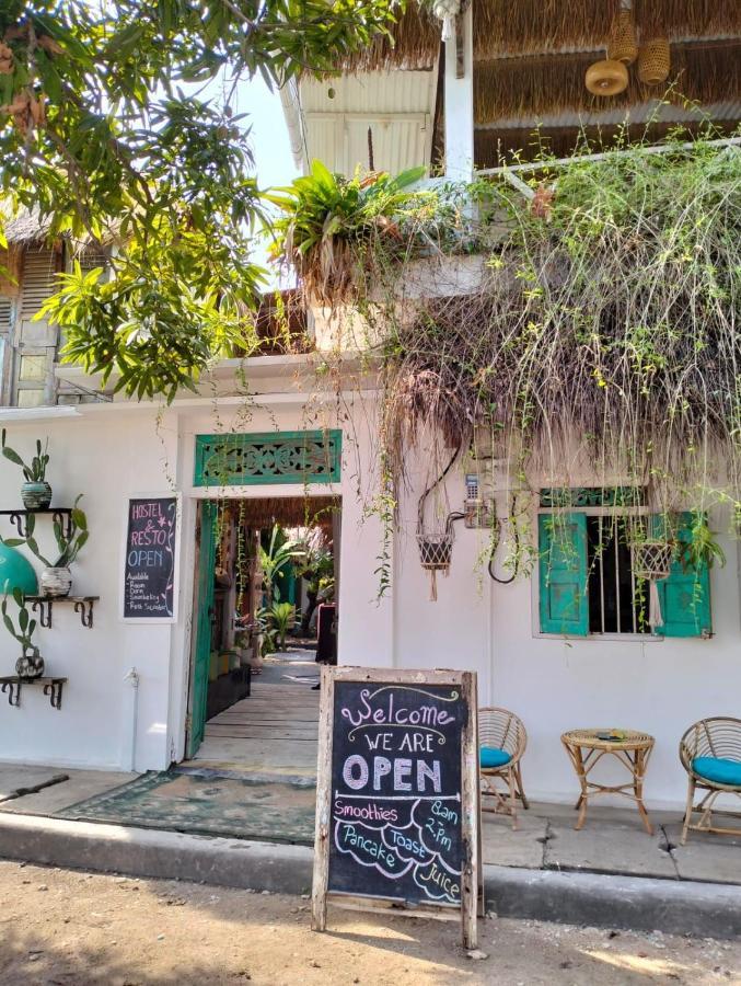 The Bodhi Tree Karimunjawa Hostel Екстериор снимка