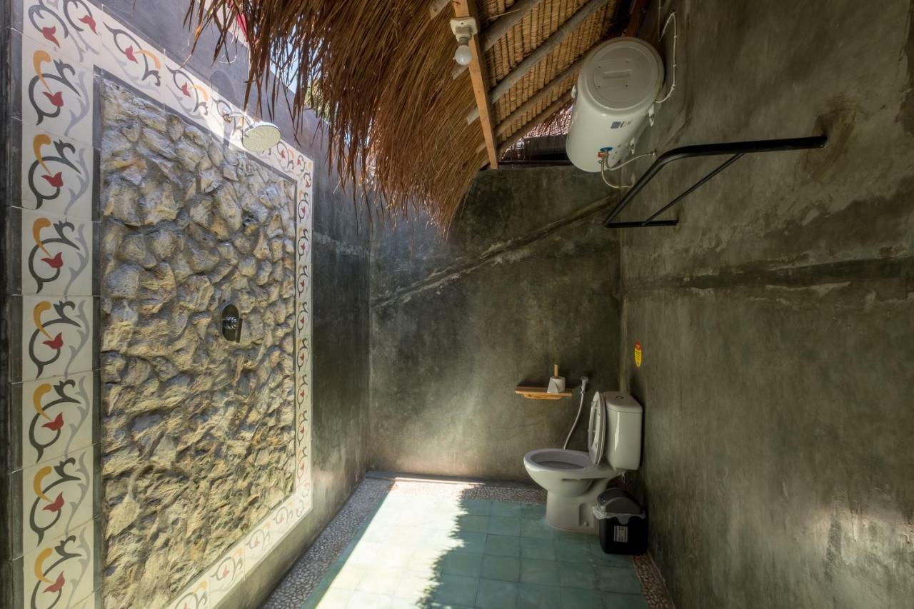The Bodhi Tree Karimunjawa Hostel Екстериор снимка