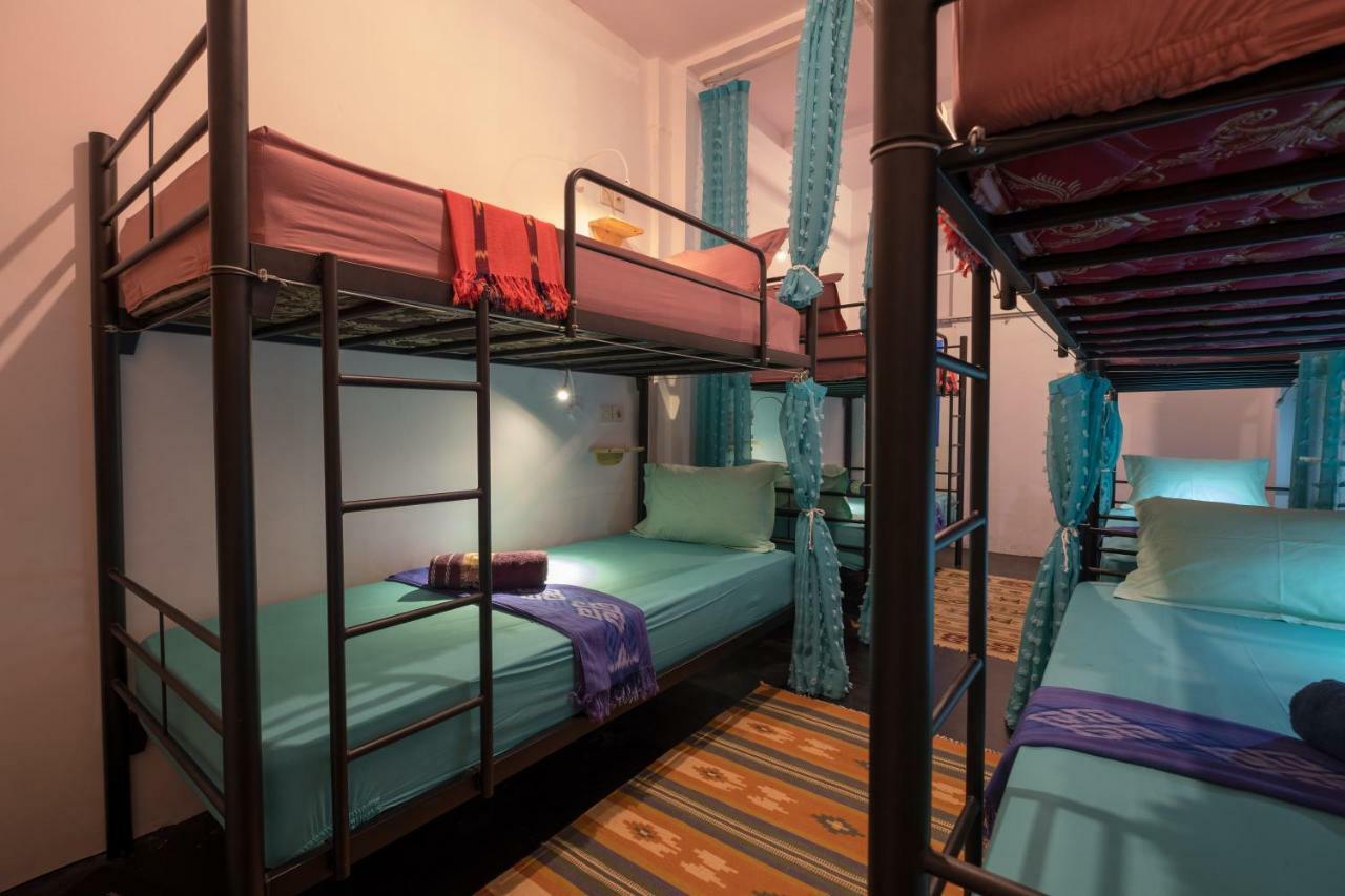 The Bodhi Tree Karimunjawa Hostel Екстериор снимка