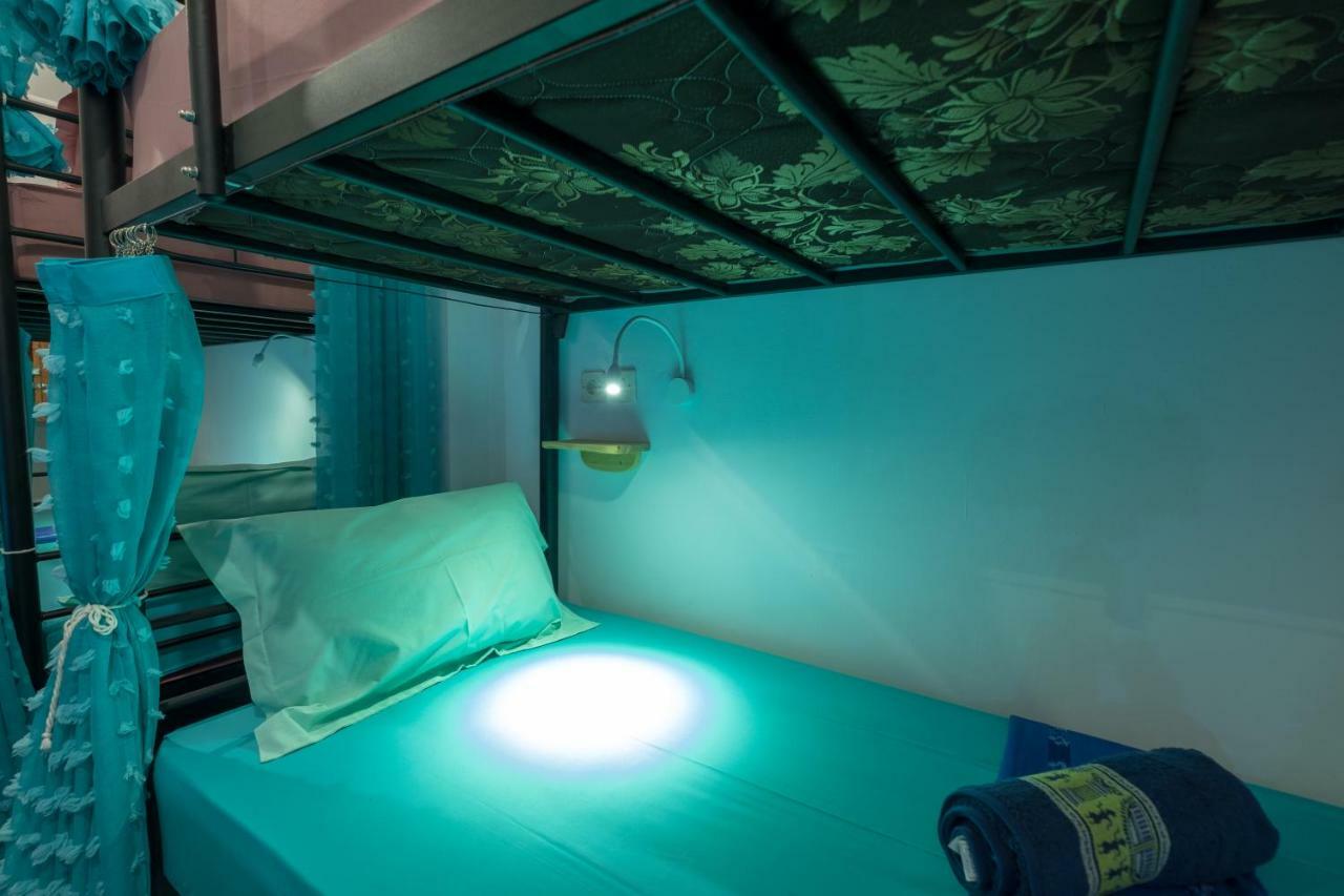 The Bodhi Tree Karimunjawa Hostel Екстериор снимка